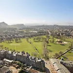 The Townhouse - Leith