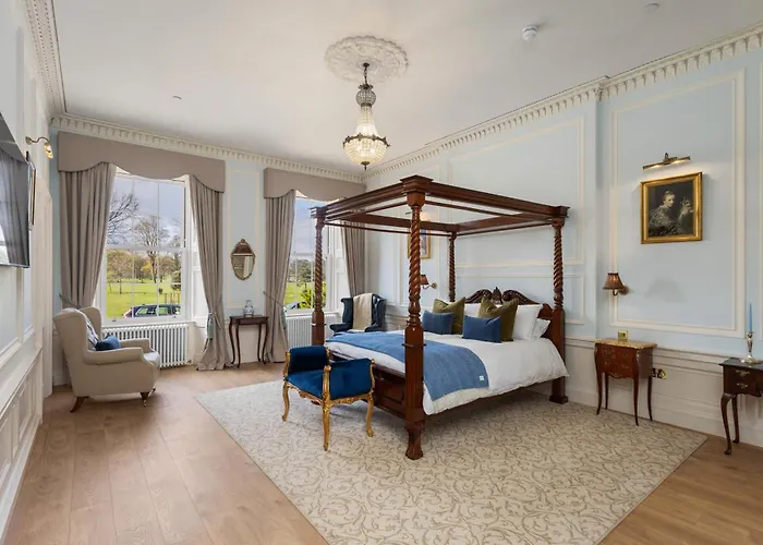 The Townhouse - Leith