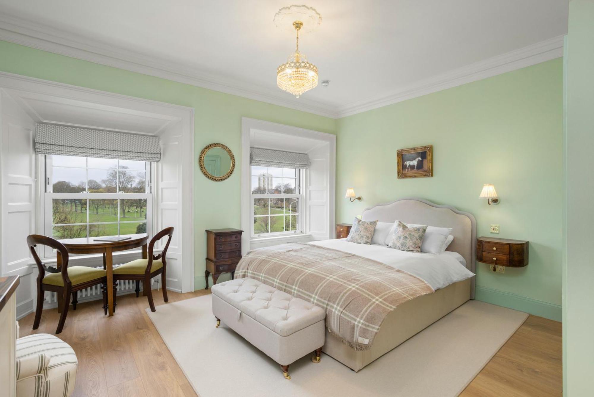 The Townhouse - Leith Aparthotel *