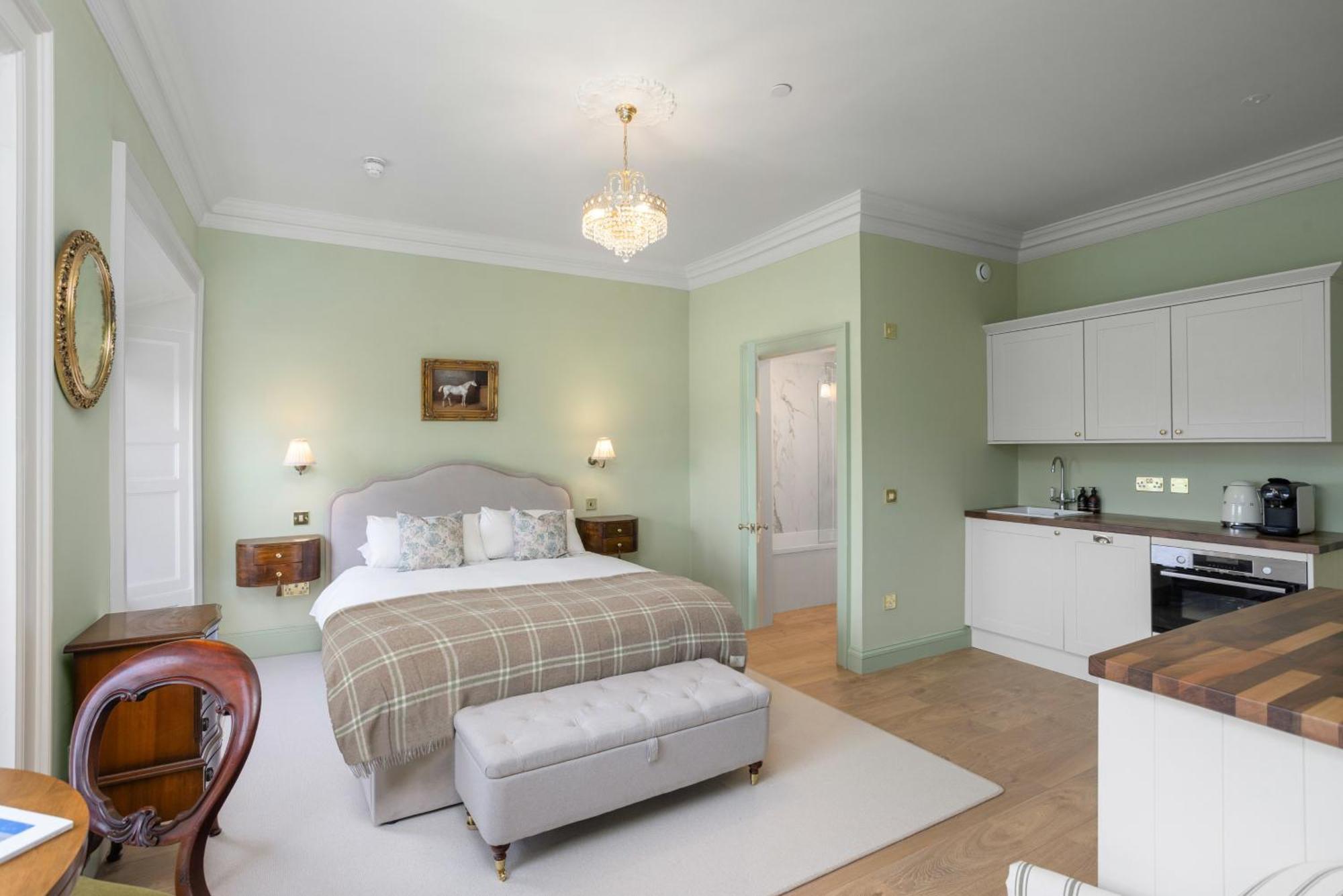 The Townhouse - Leith *