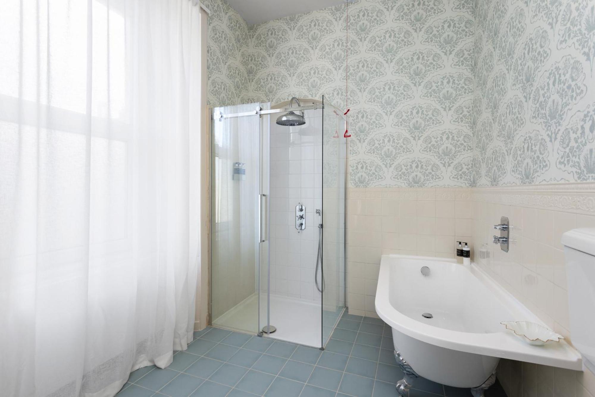 The Townhouse - Leith Aparthotel Edinburgh
