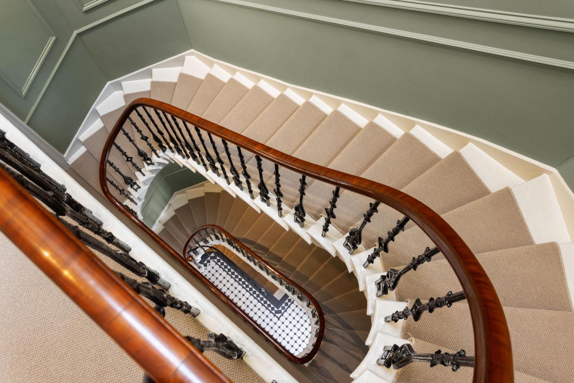 The Townhouse - Leith Aparthotel Edinburgh
