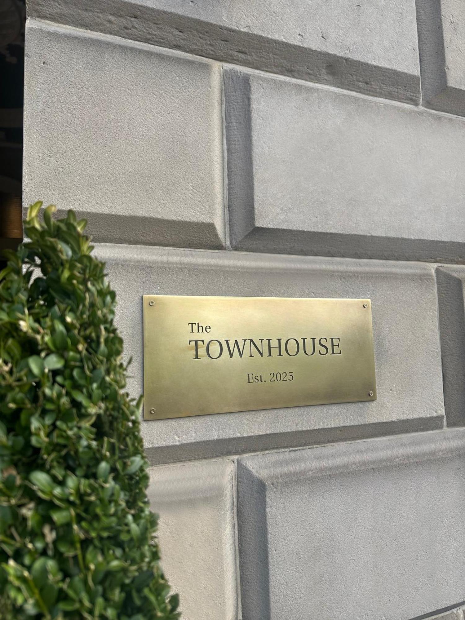 The Townhouse - Leith * Edinburgh